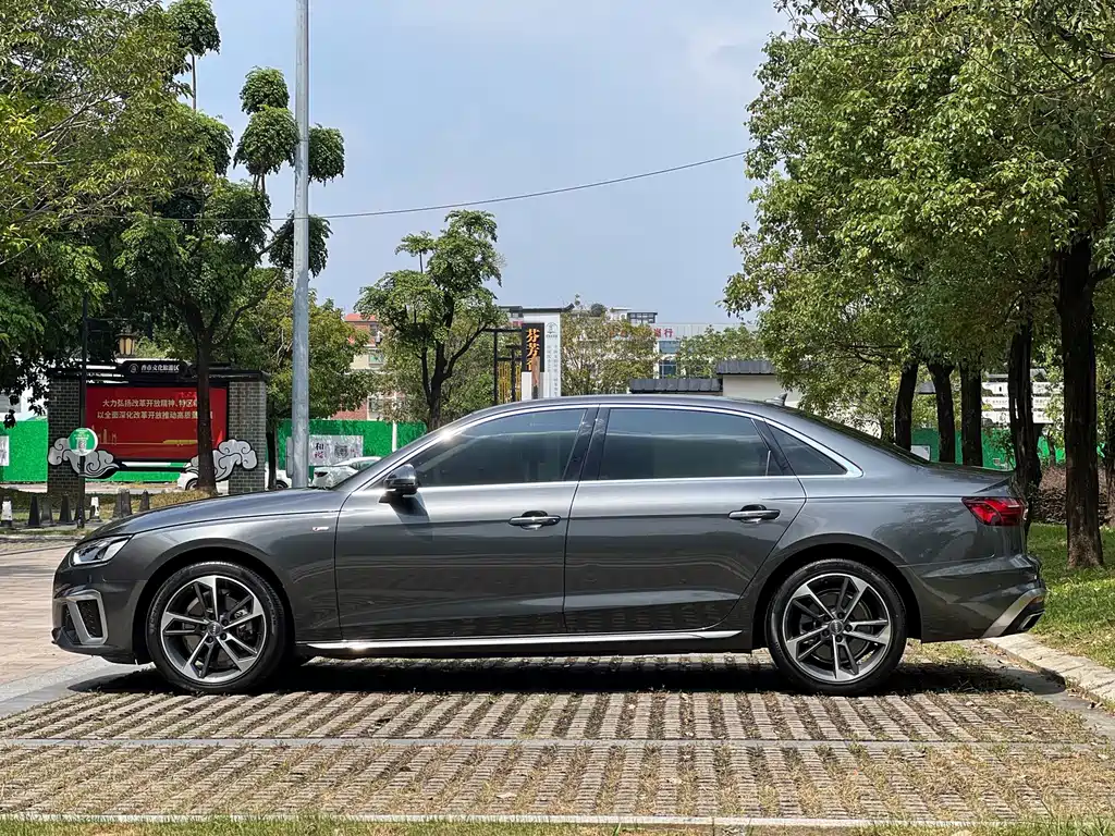 Audi A4L — миниатюра 8