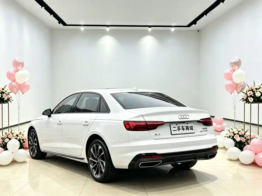 Audi A4L 2023 40 TFSI Luxury