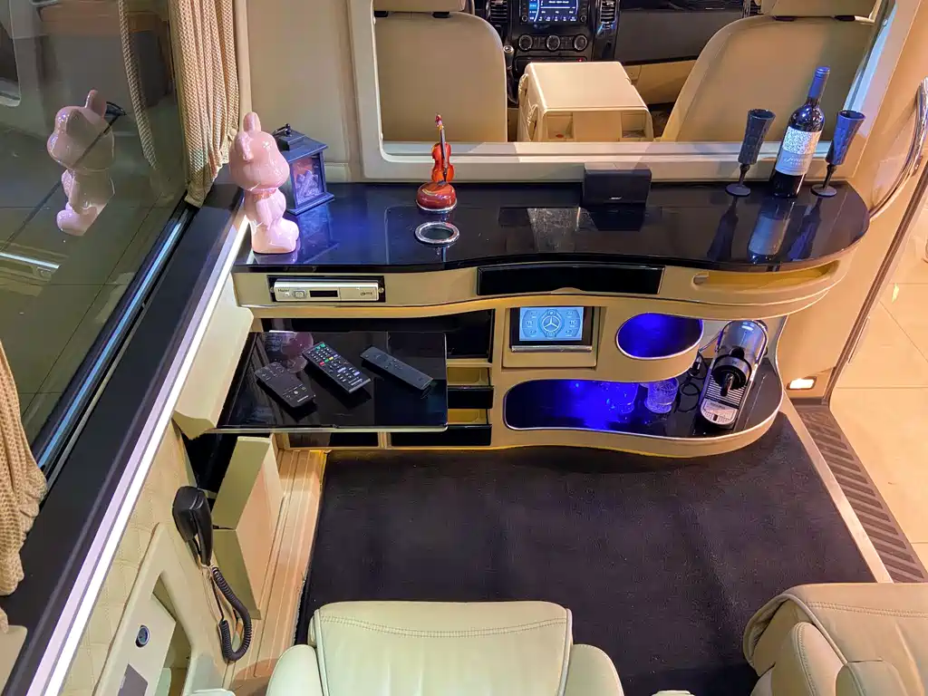Mercedes-Benz Sprinter — миниатюра 8