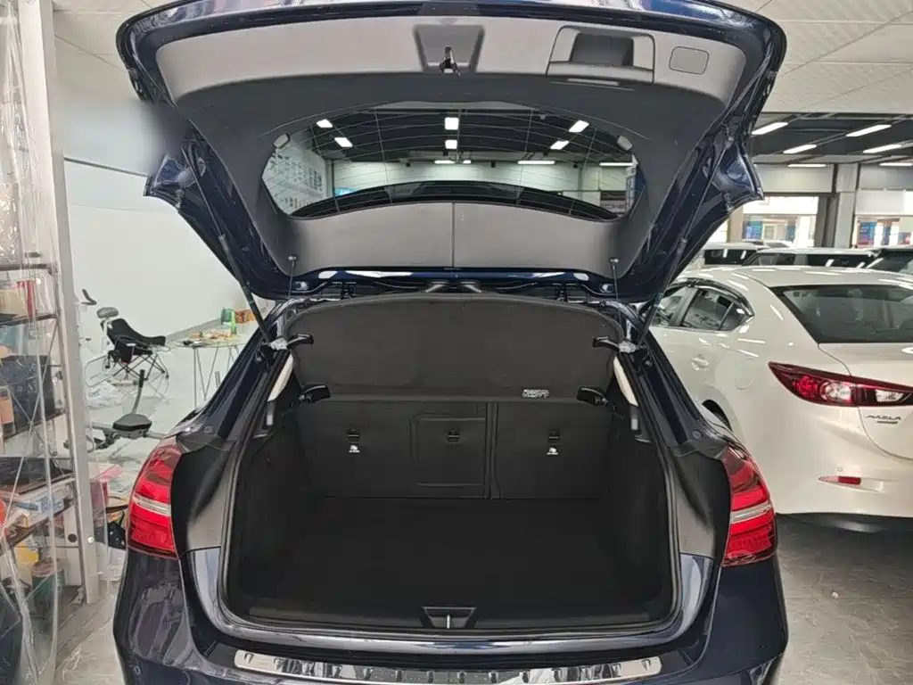 Mercedes-Benz GLA — миниатюра 19