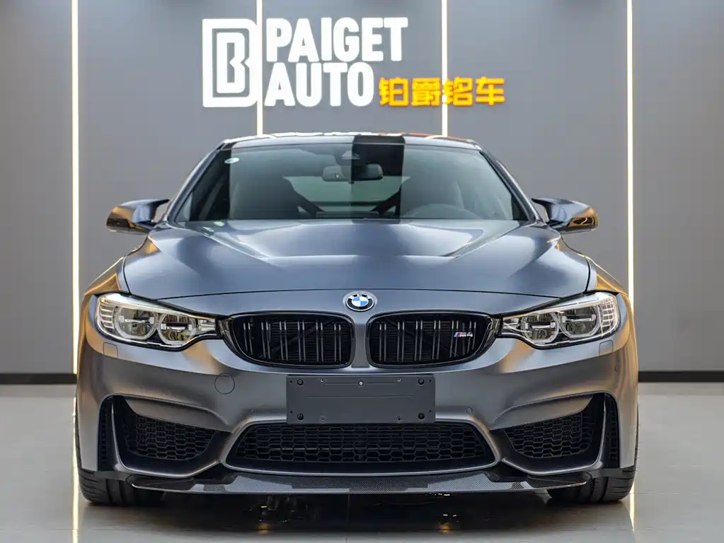 BMW M4 2024