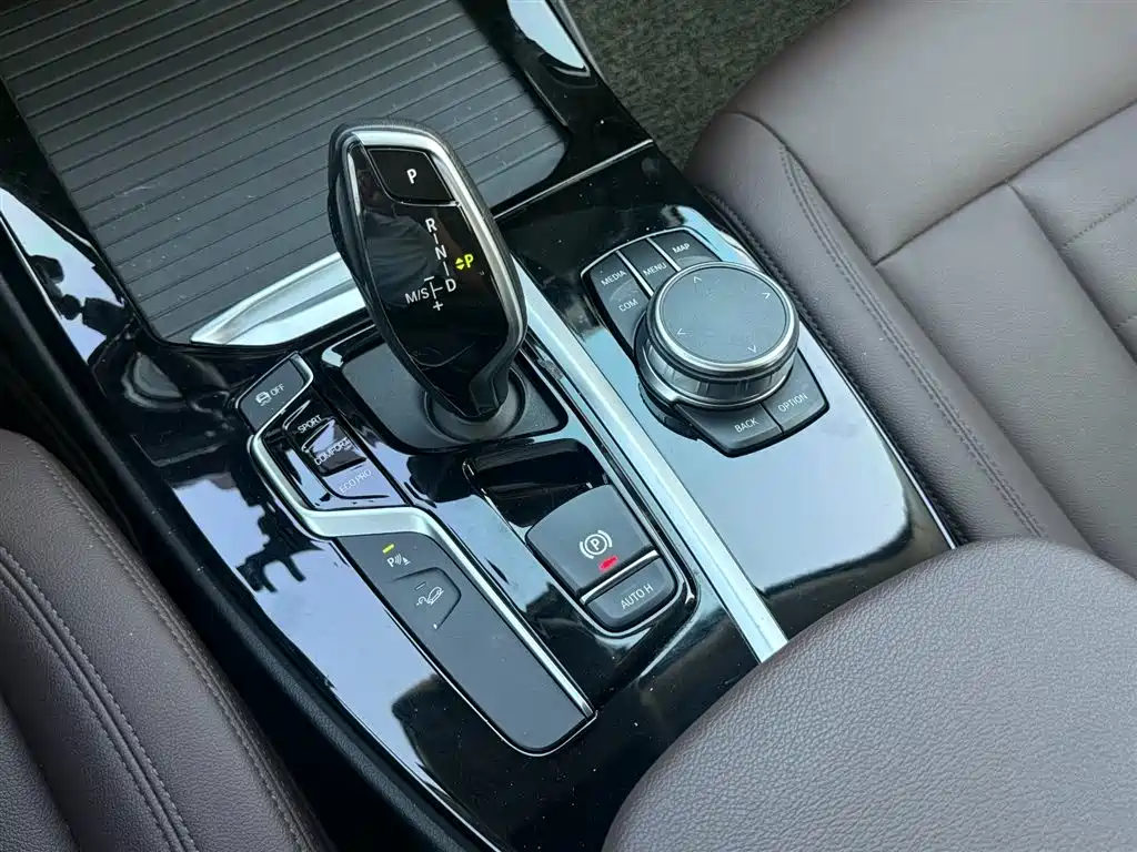 BMW X3 — миниатюра 6