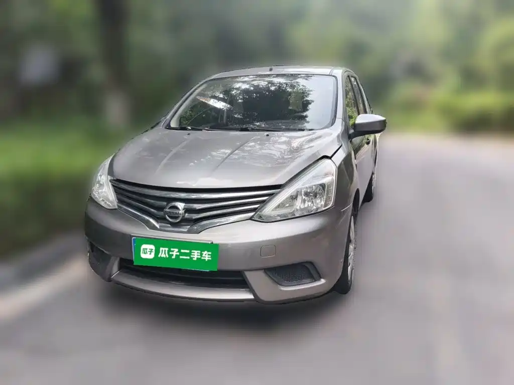 Nissan Livina — миниатюра 2