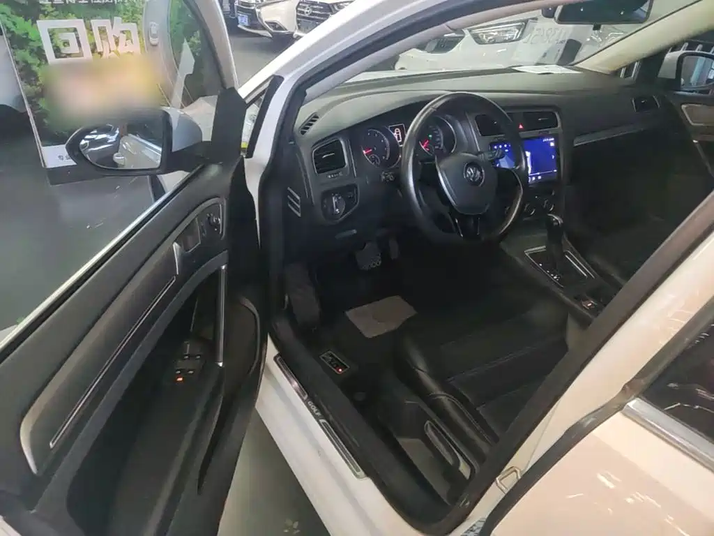 Volkswagen Golf — миниатюра 16