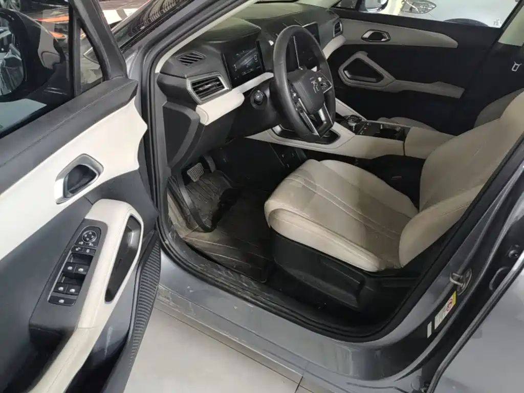 BYD Yuan UP — миниатюра 16