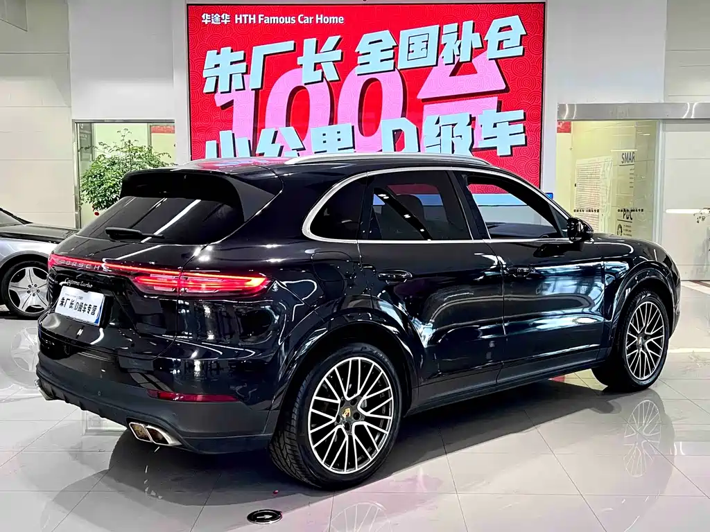 Porsche Cayenne — миниатюра 11