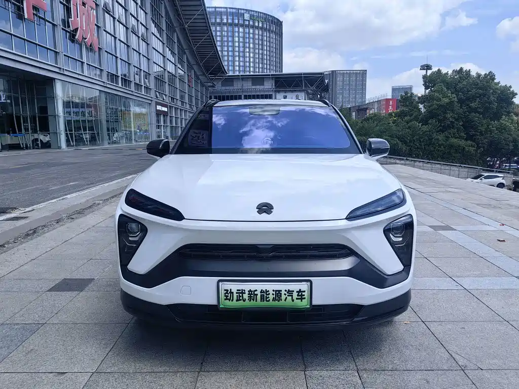 NIO ES6 — миниатюра 2