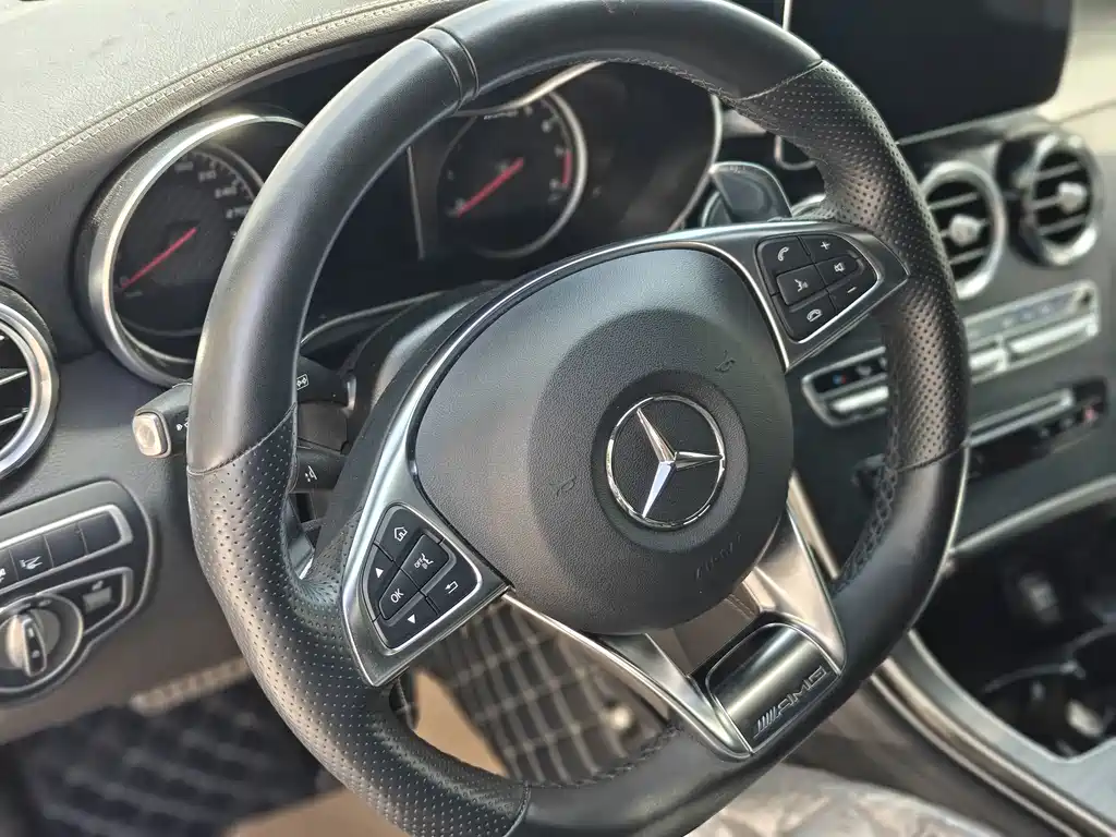 Mercedes-Benz GLC Coupe AMG — миниатюра 8