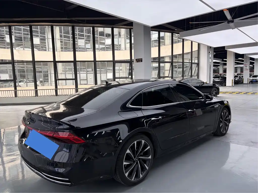 Audi A7L — миниатюра 14