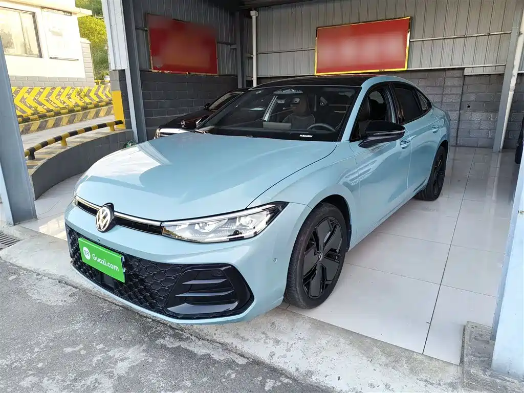 Volkswagen Passat 2024