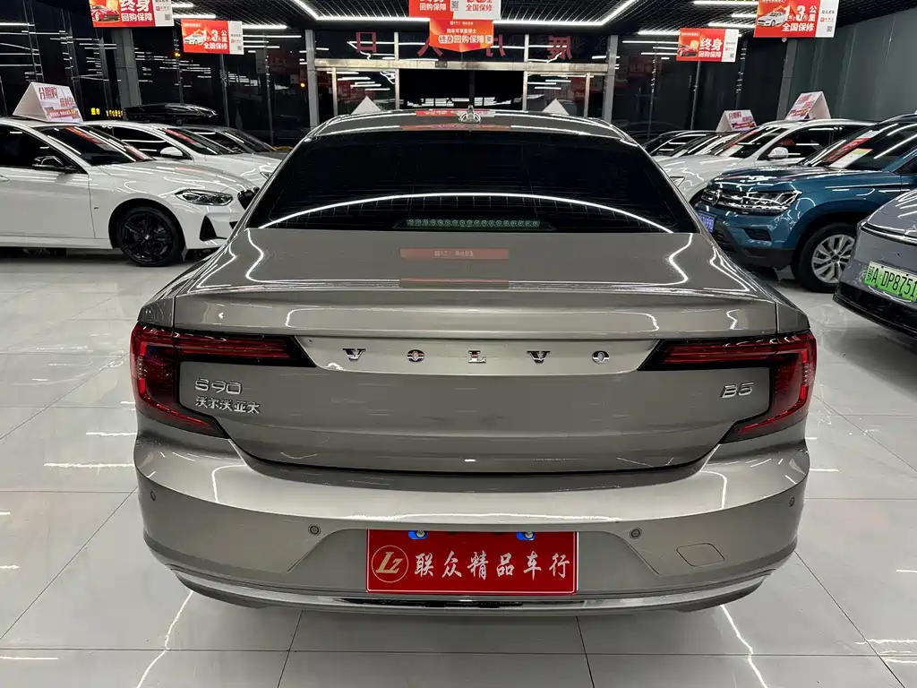 Volvo S90 — миниатюра 5