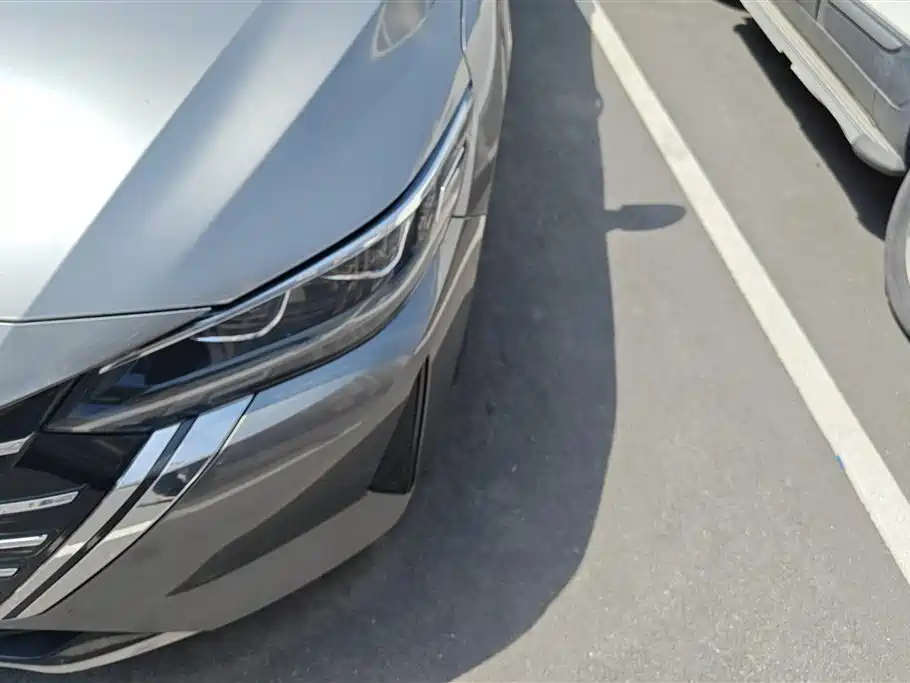 Nissan Sylphy 2022 1.6L XL CVT Enjoy
