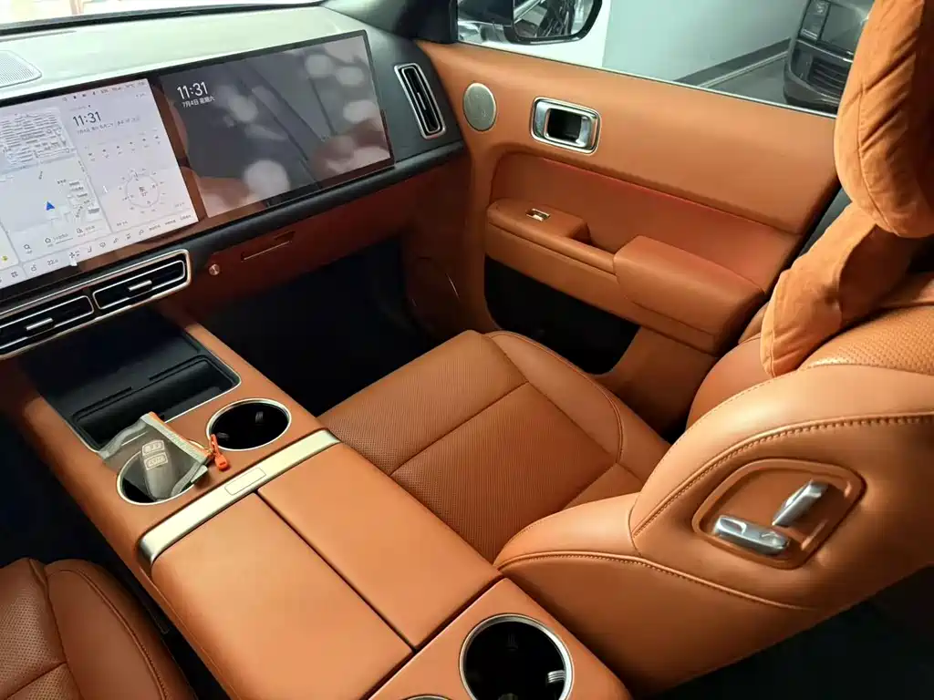 Li Auto Li L8 — миниатюра 11