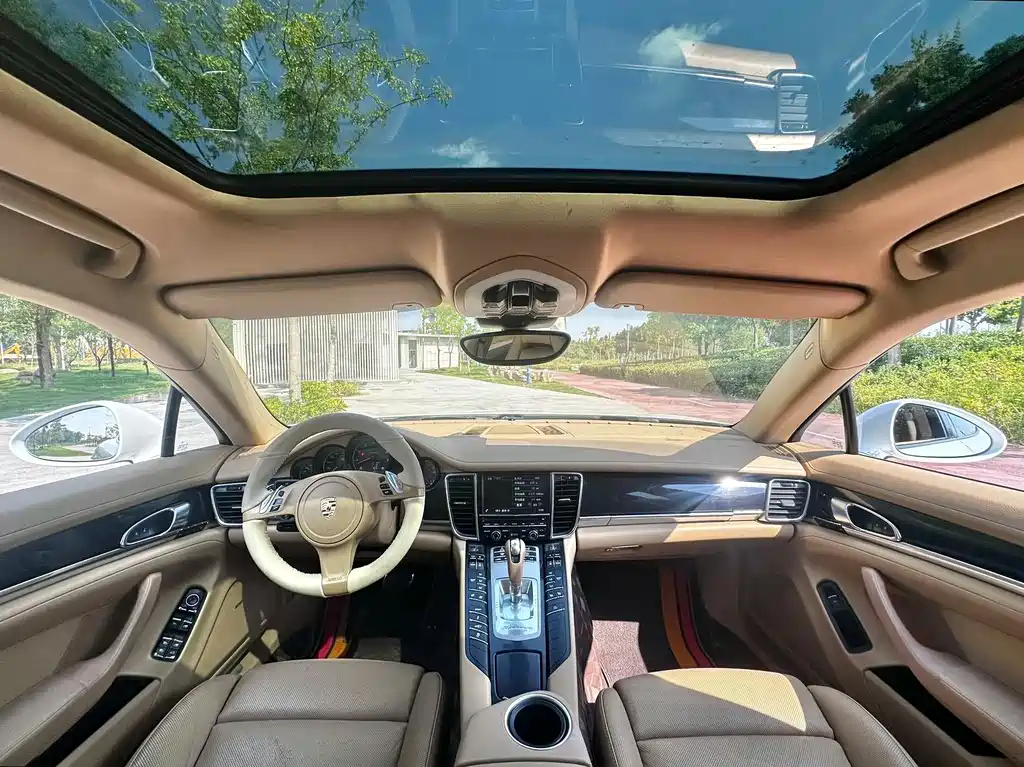 Porsche Panamera — миниатюра 4