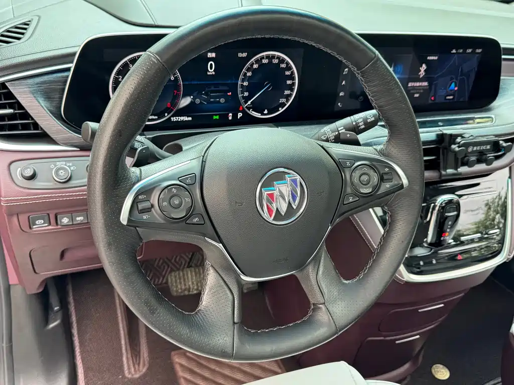 Buick GL8 — миниатюра 9