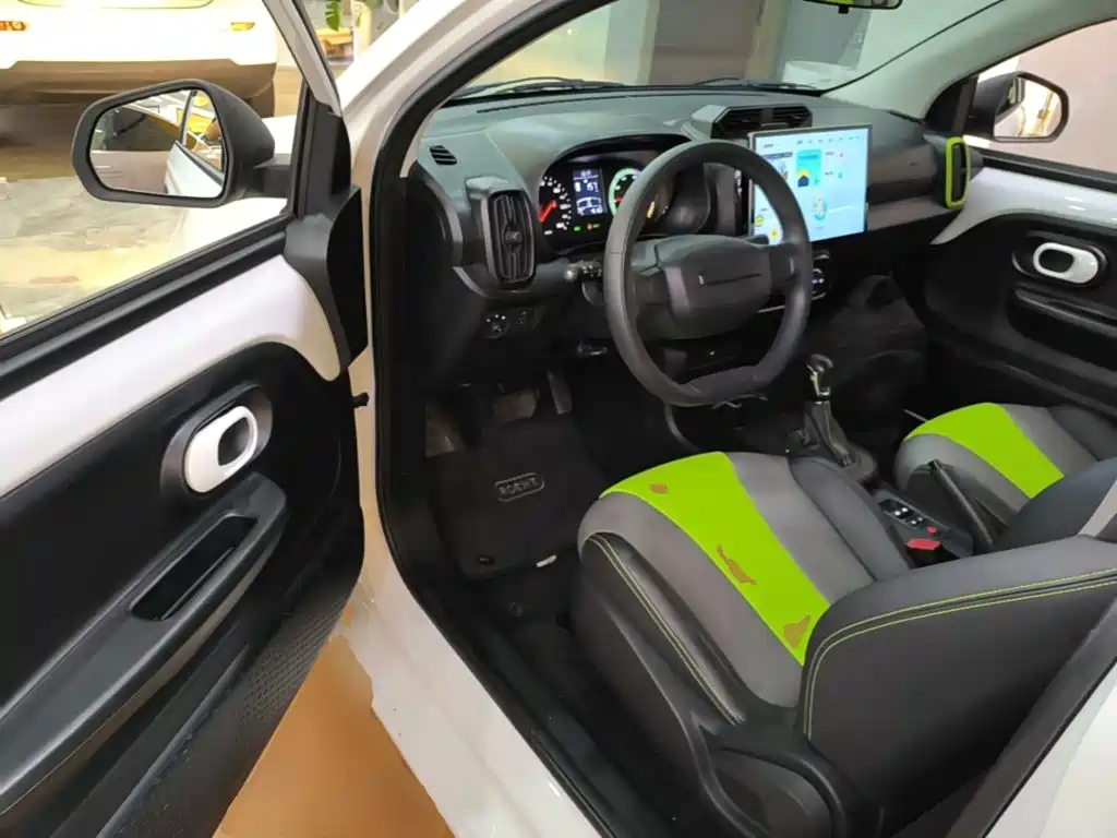 Roewe Clever — миниатюра 16