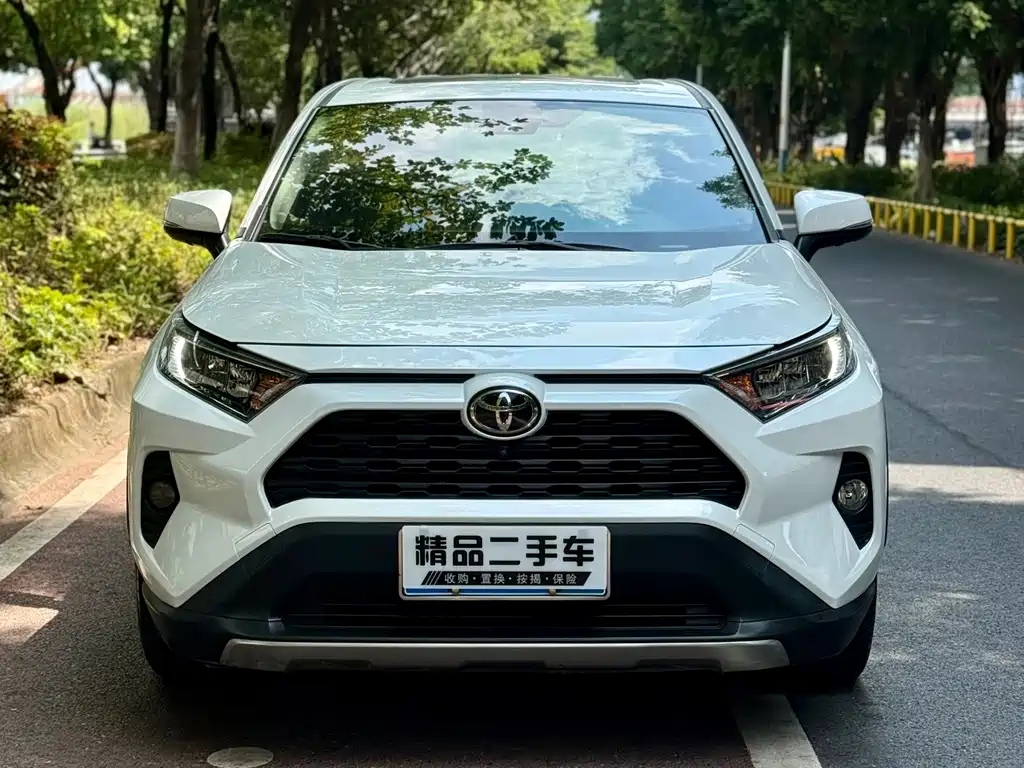 Toyota RAV4 — миниатюра 2