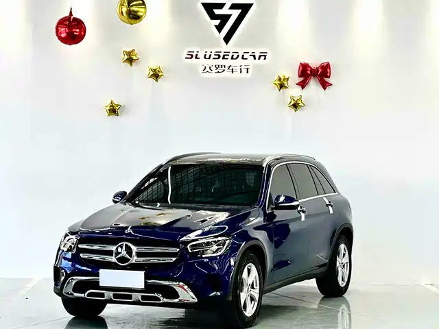 MERCEDES-BENZ GLC