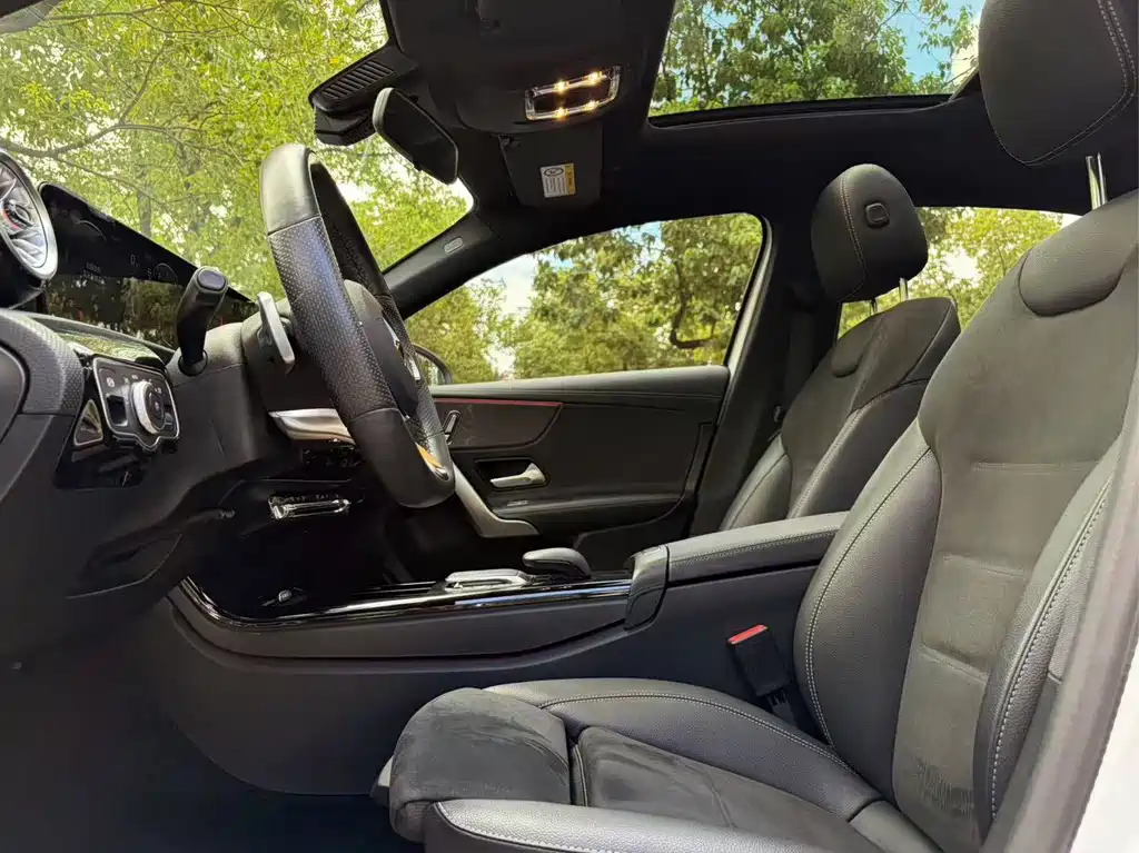 Mercedes-Benz A-Class — миниатюра 10