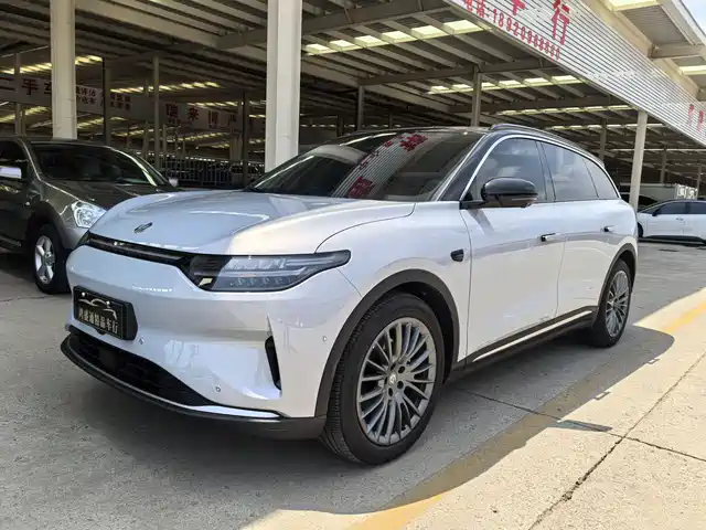 2025 Leapmotor C11
