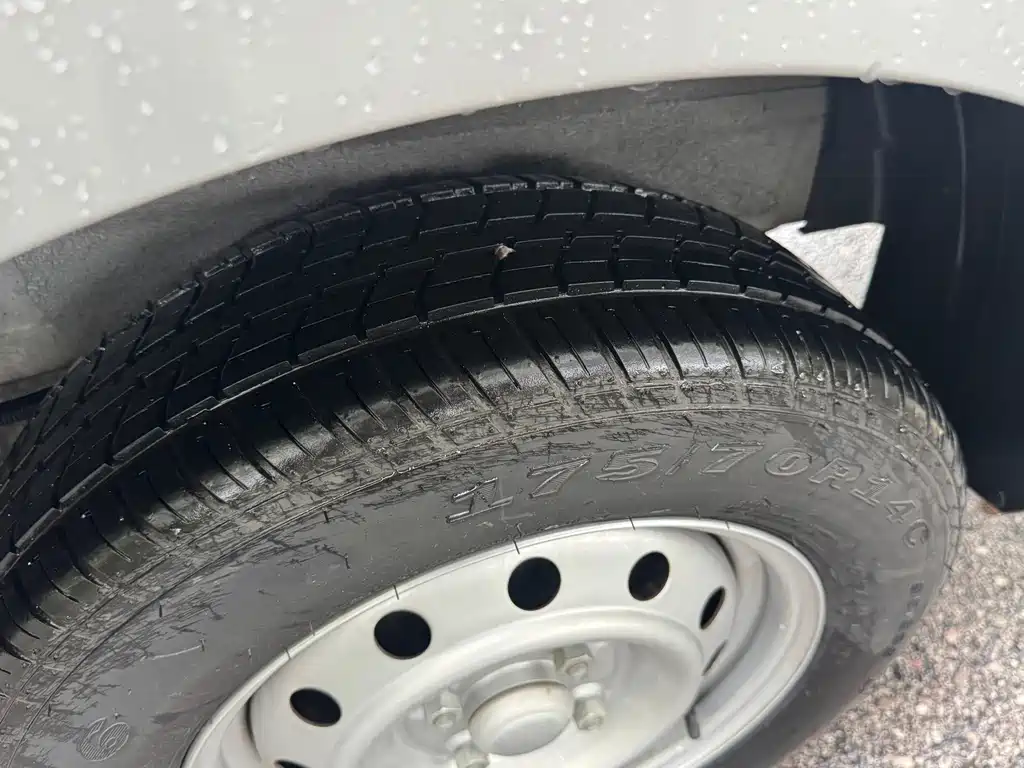 Wuling Hongguang V — миниатюра 18