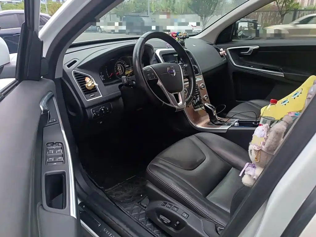 Volvo XC60 — миниатюра 17