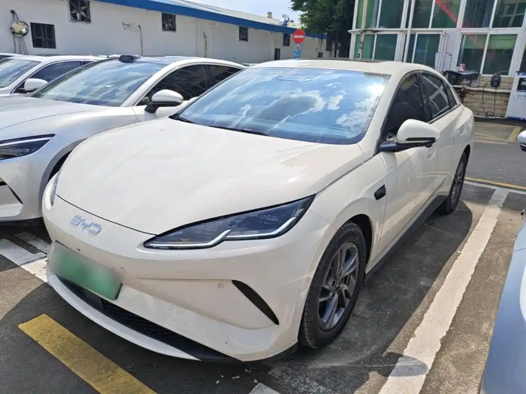 BYD Seal 06 — миниатюра 2