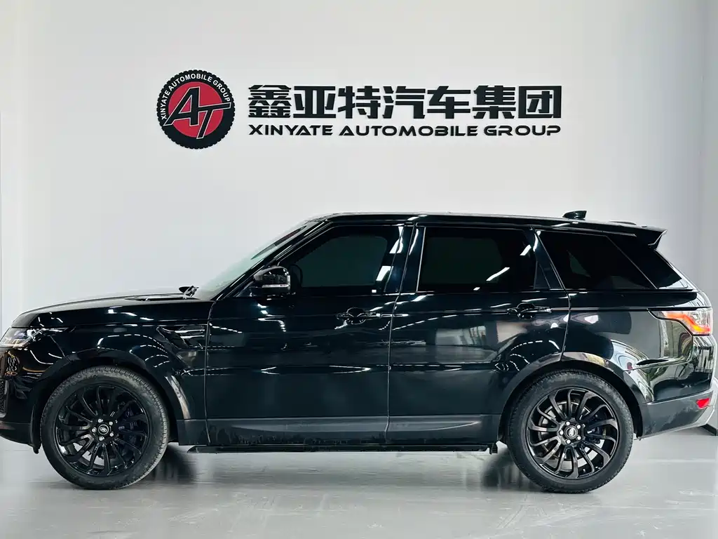 Land Rover Range Rover Sport 2020 3.0 L6 SE