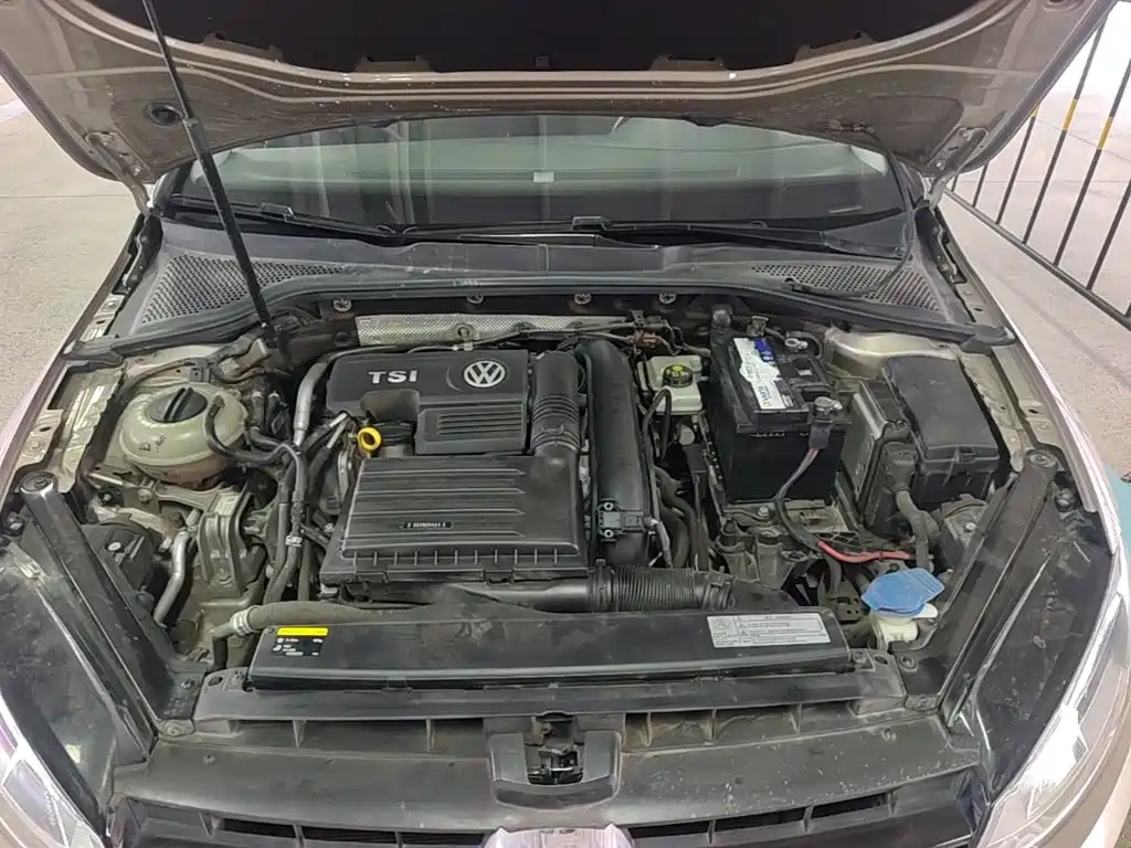 Volkswagen Golf — миниатюра 20
