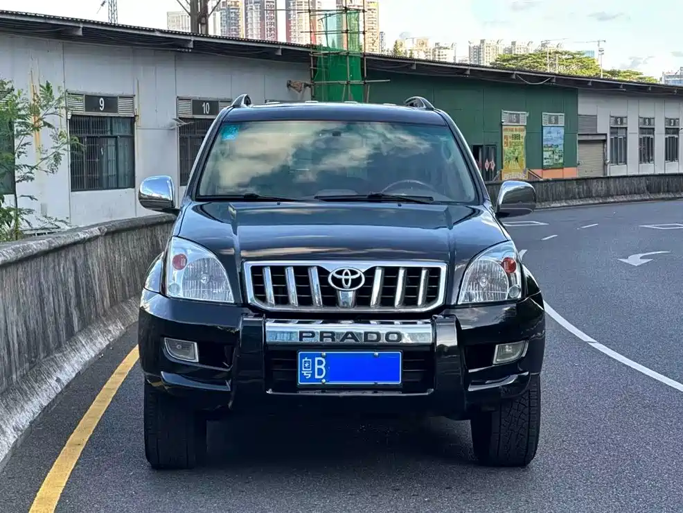 Toyota Land Cruiser Prado 2006 4.0L AT VX