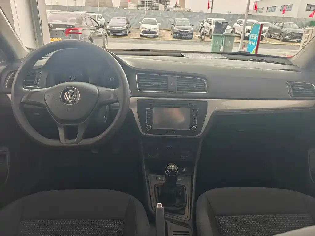 Volkswagen Lavida — миниатюра 11
