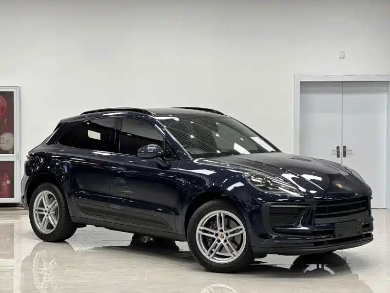 Porsche Macan — миниатюра 3