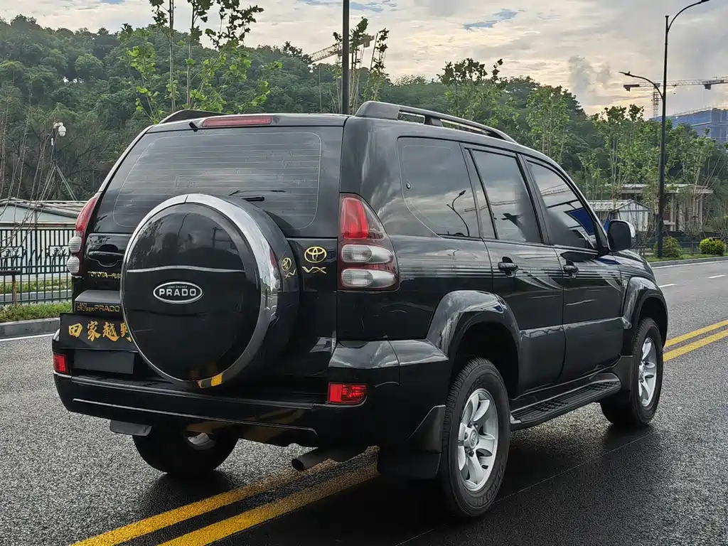 Toyota Land Cruiser Prado LC120 2008 4.0L AT