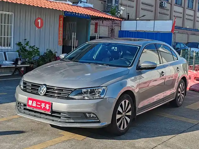 VOLKSWAGEN SAGITAR 2018