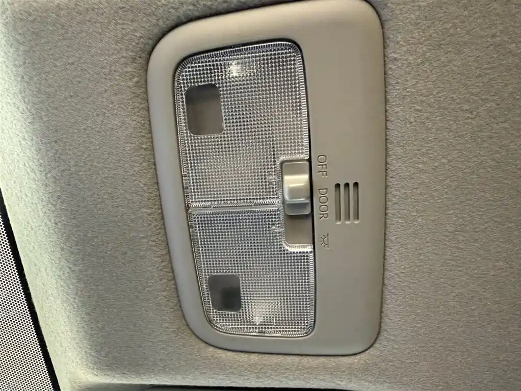 TOYOTA YARIS L ZHIXUAN