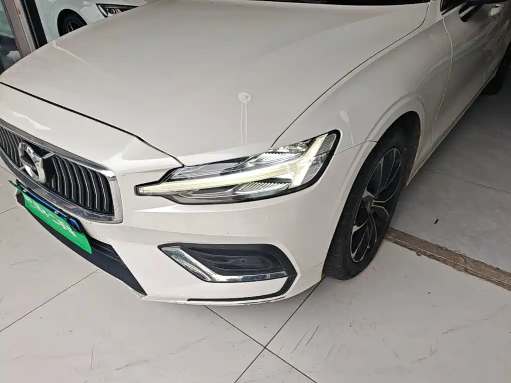 Volvo S60 — миниатюра 24