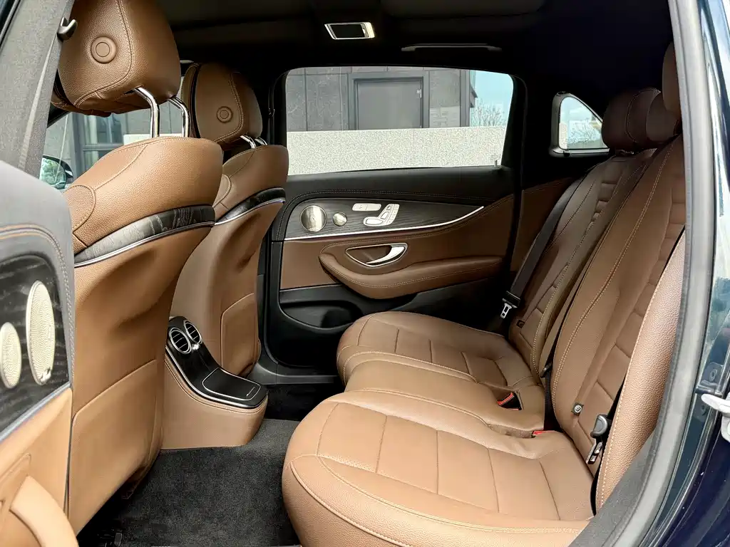 Mercedes-Benz E-Class E 2023 E 300 L Sport Luxury