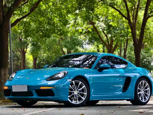 Porsche 718