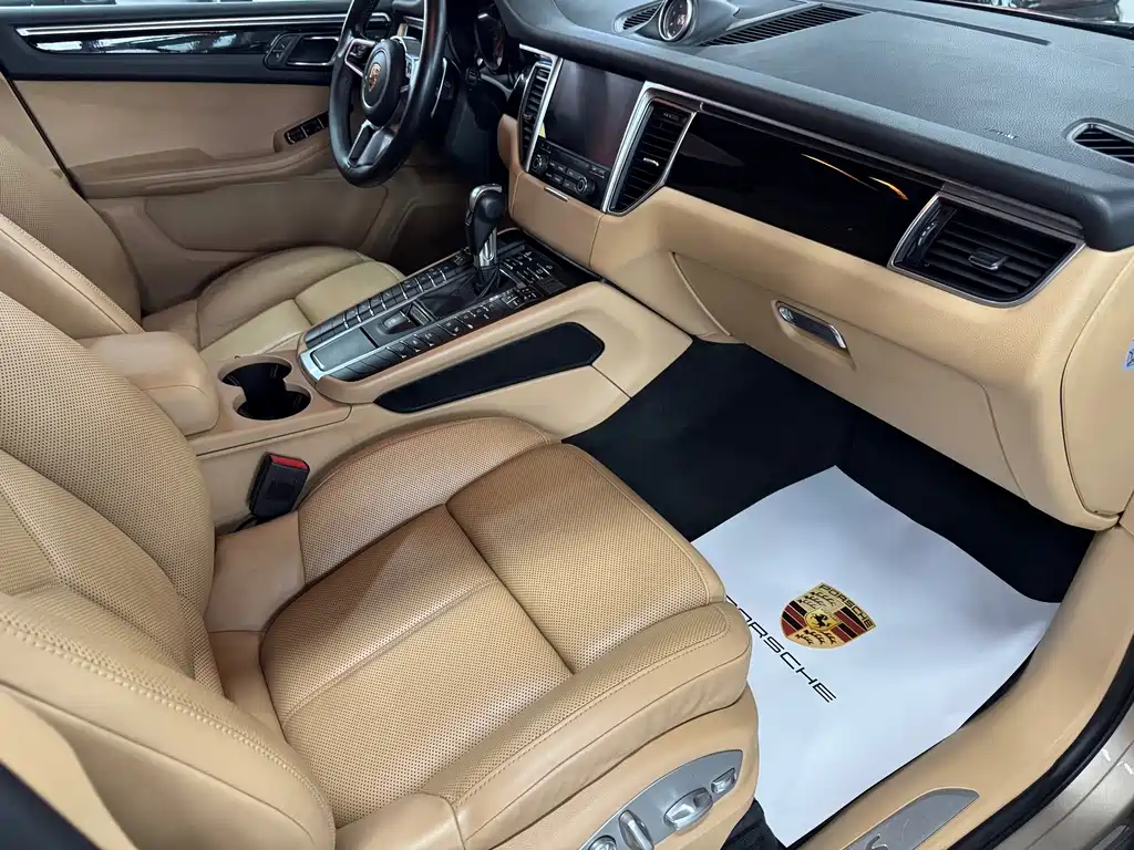 Porsche Macan — миниатюра 15