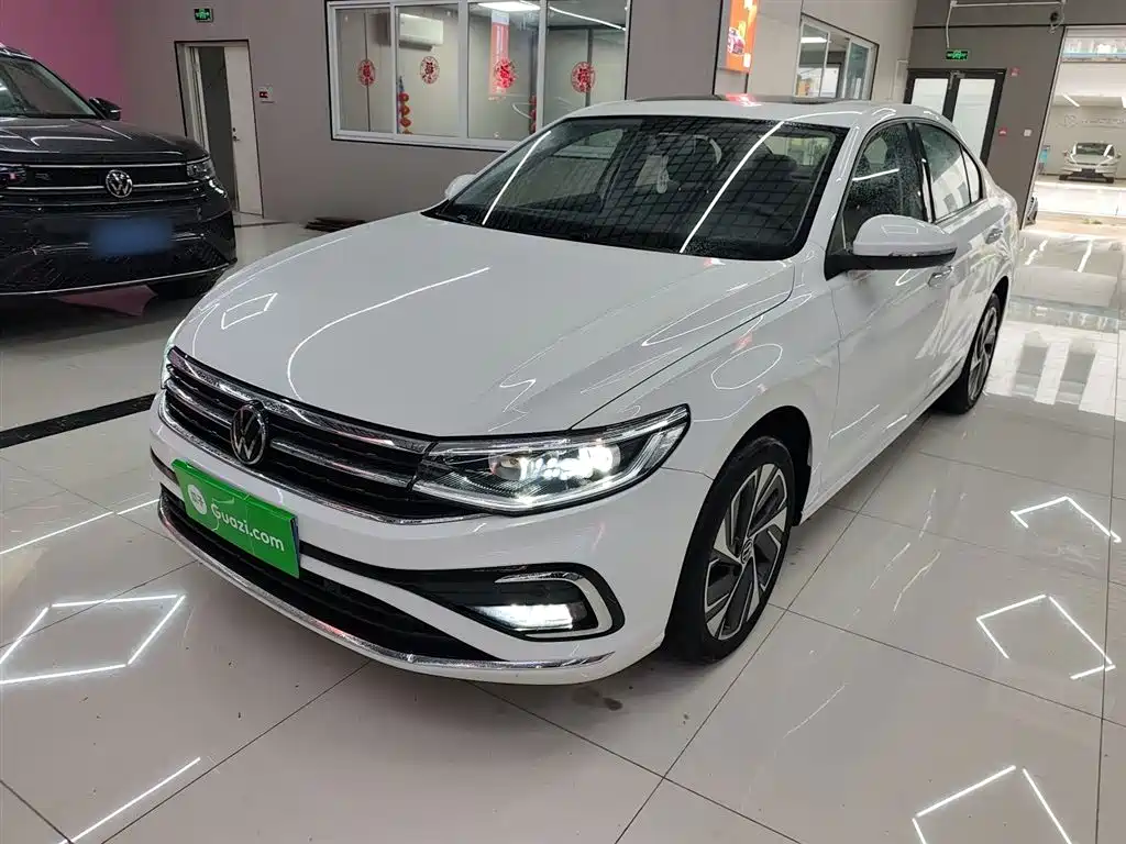 Volkswagen Bora 2024