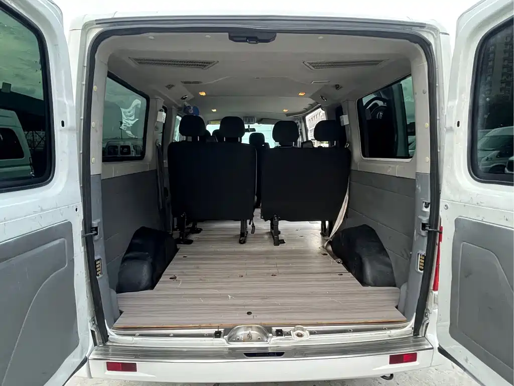 Maxus V80 — миниатюра 12