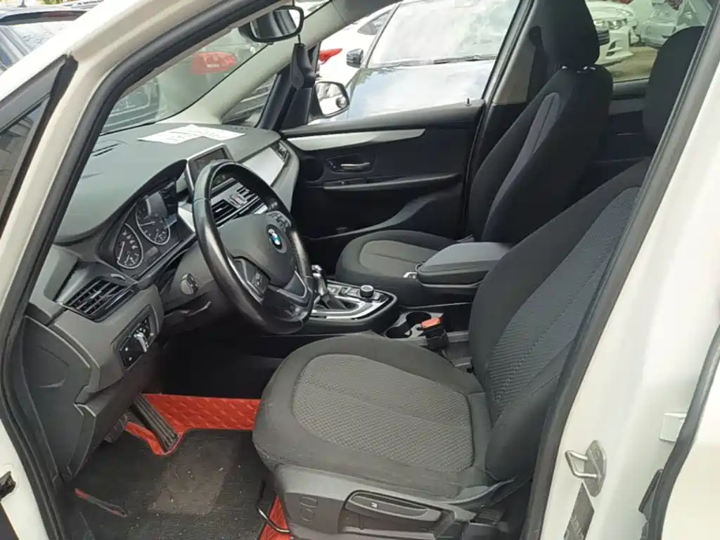 BMW 2 Series Gran Tourer — миниатюра 15