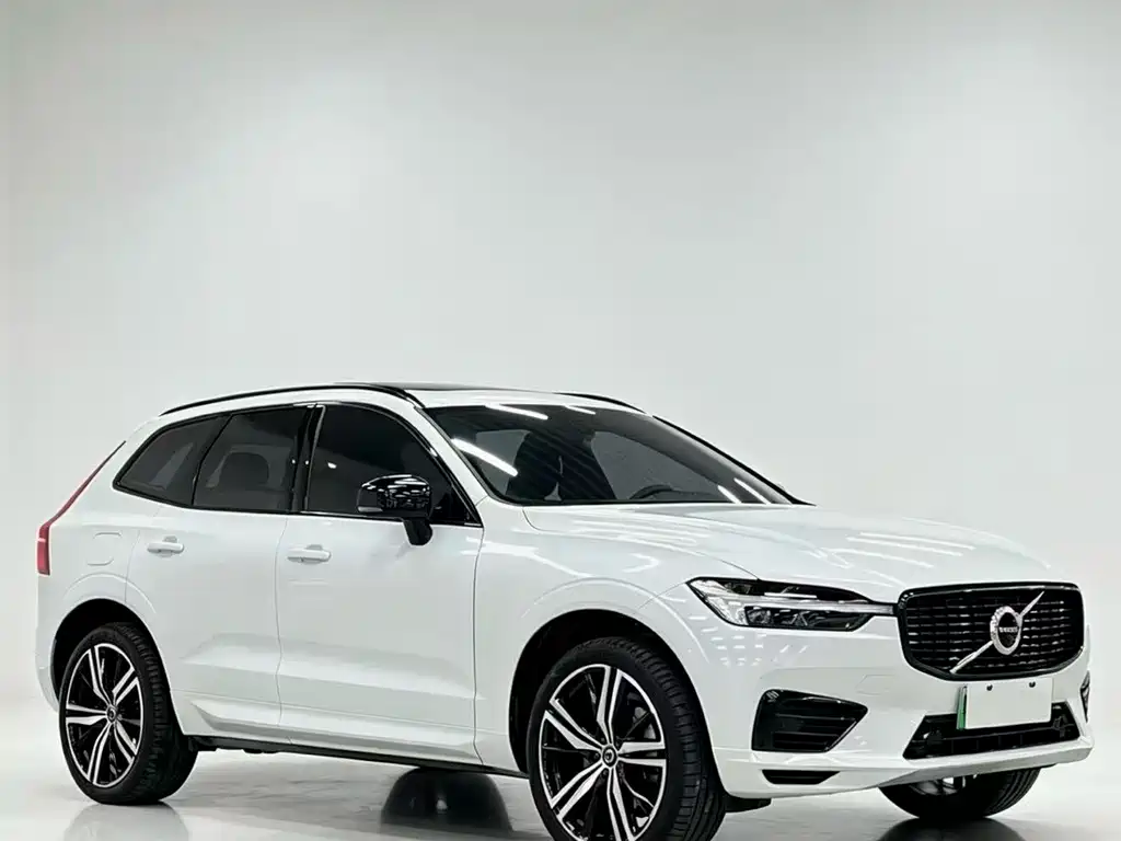 Volvo XC60 PHEV — миниатюра 4