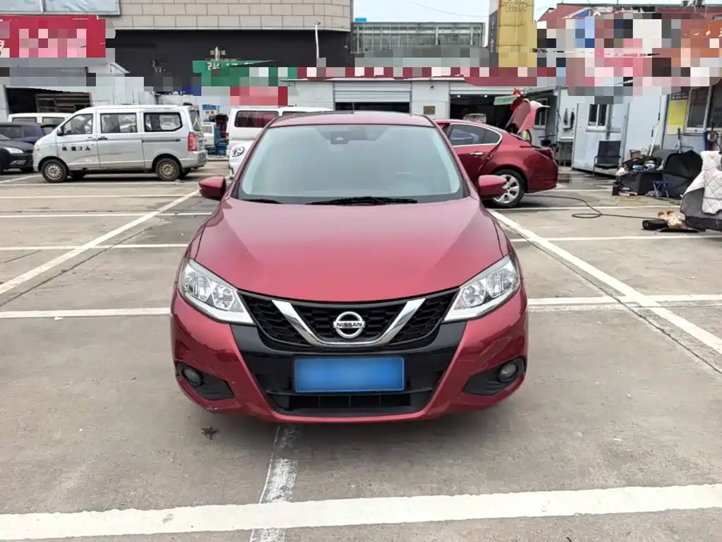 Nissan Tiida — миниатюра 3