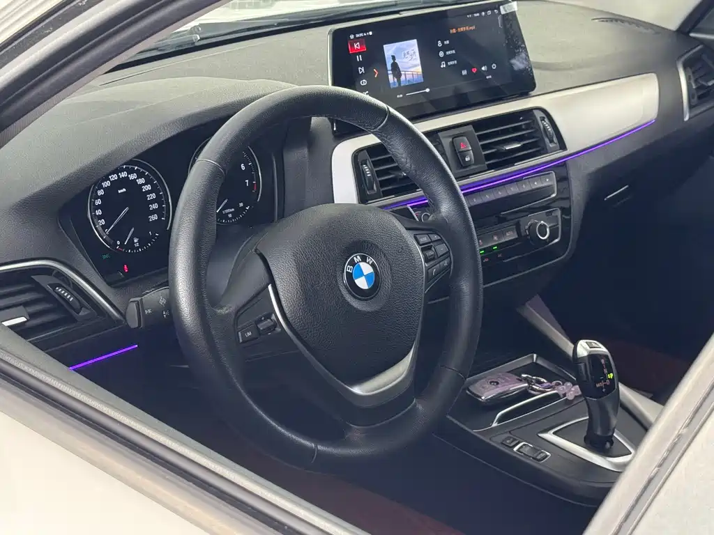 BMW 1 Series (Import) — миниатюра 6