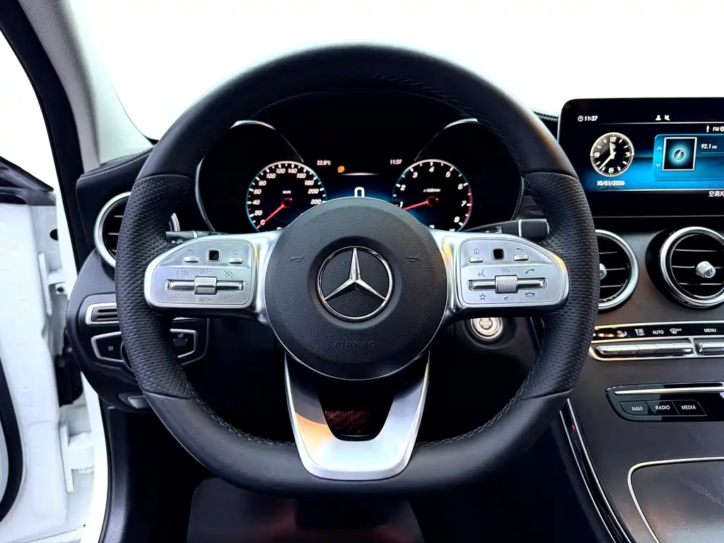 Mercedes-Benz C-Class — миниатюра 20