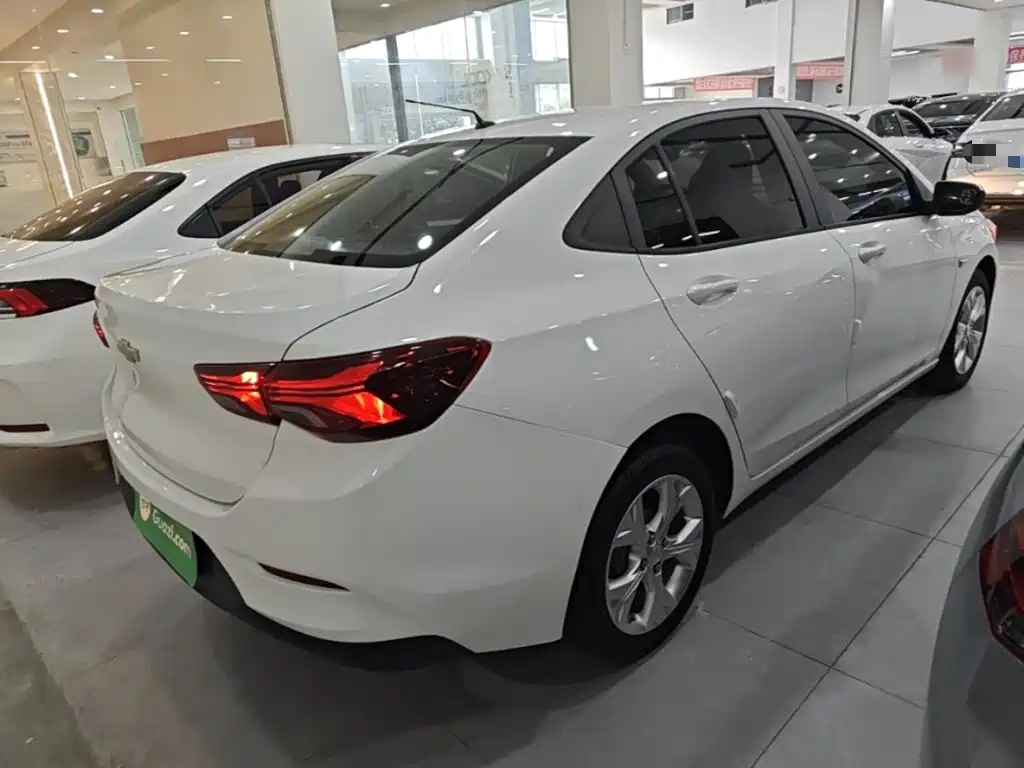 Chevrolet Cavalier — миниатюра 7