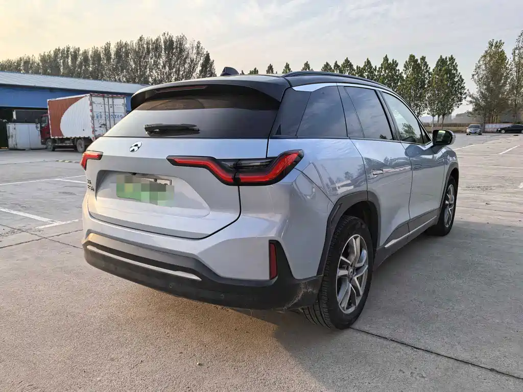 NIO ES6 — миниатюра 4