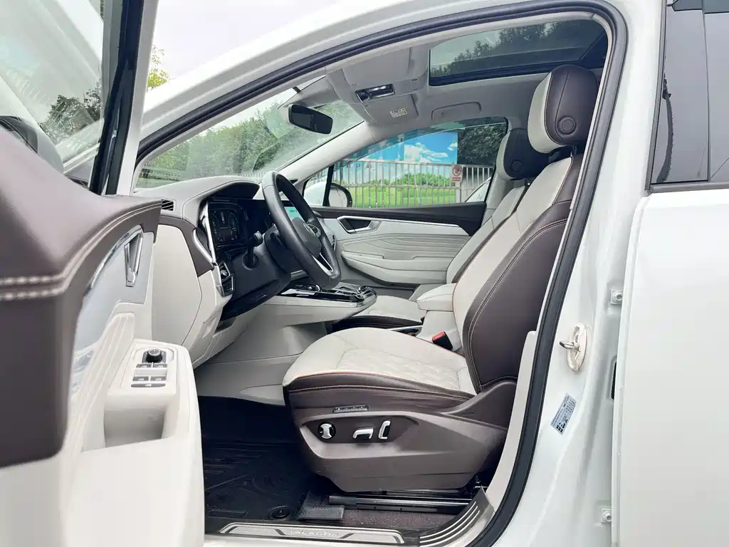 Volkswagen Talagon — миниатюра 10
