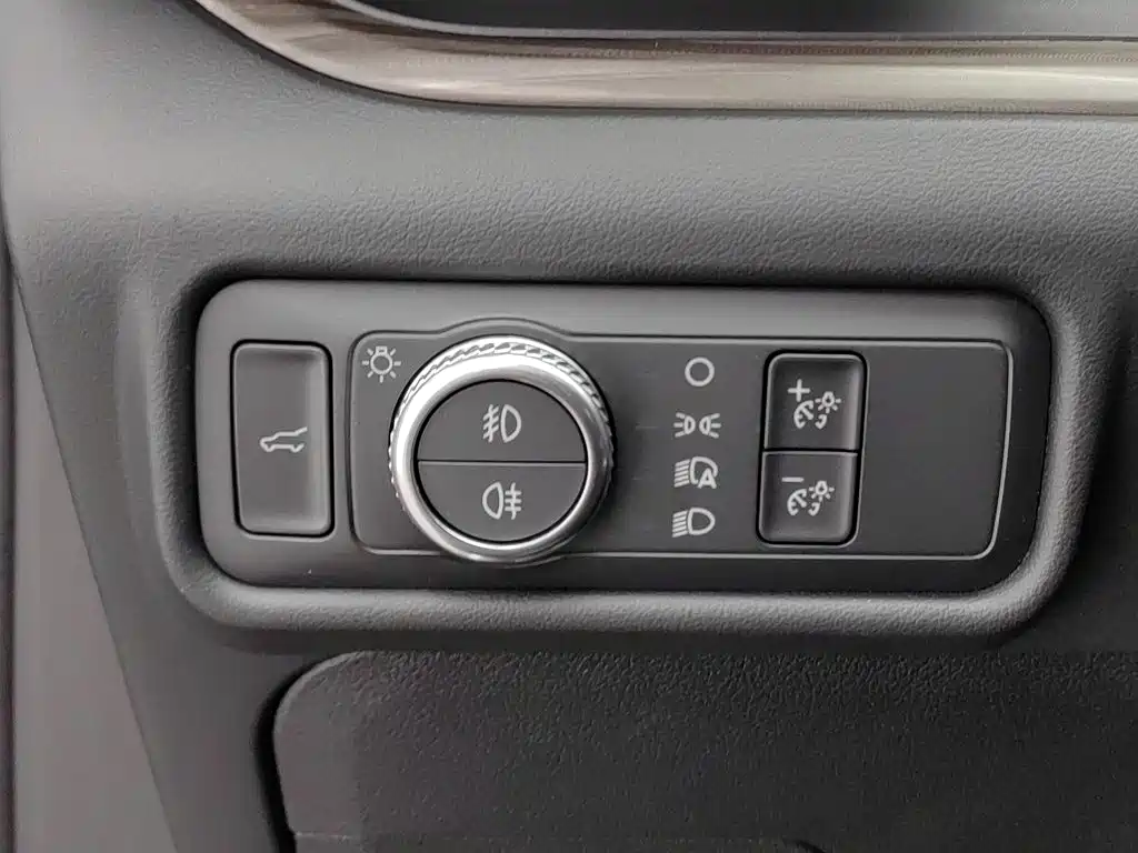 Ford Explorer — миниатюра 21